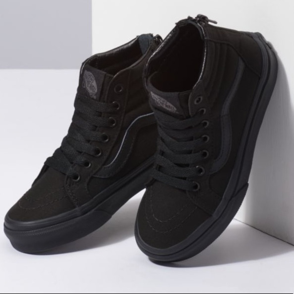 Kids pop Sk8 Hi Zip Vans